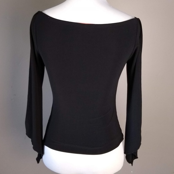 Forever 21| Long Sleeve Shirt Peek A Boo Shoulders - Picture 3 of 7